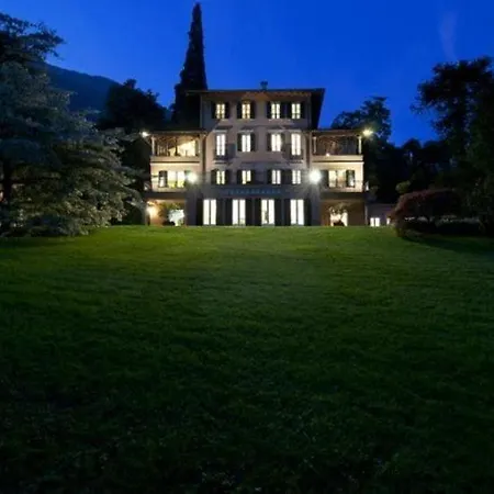 Villa Il Piazzo Sleeps 20 Pool Air Con Wifi